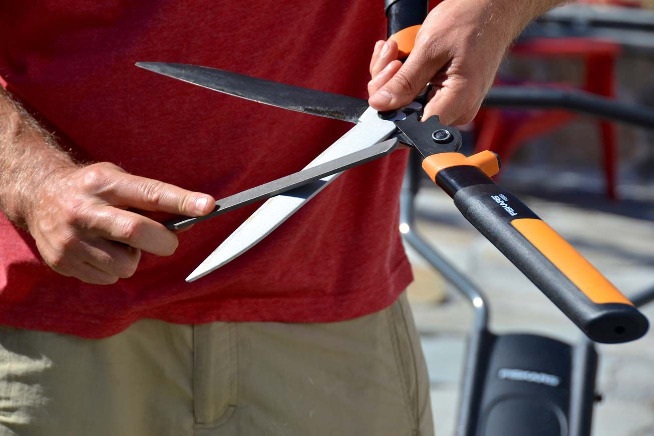 Home Depot Tool Sharpening Services: Complete Guide for Garden Tool Maintenance