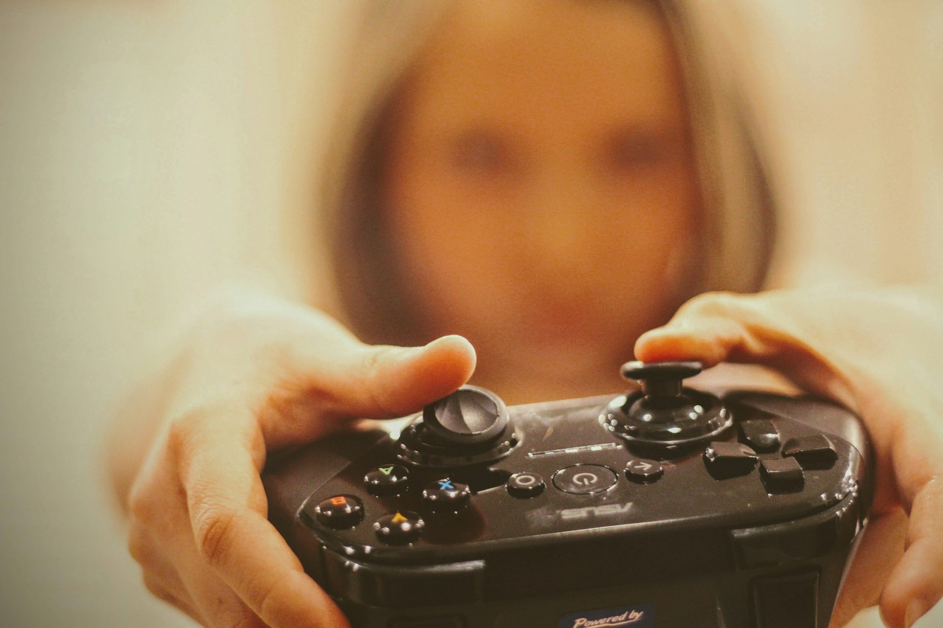 Unlocking Income: How to Access Play-to-Earn Gaming Opportunities in 2025